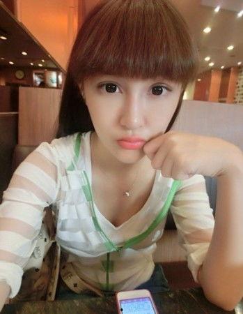 娱乐吃瓜的网名大全女,盘点那些娱乐吃瓜女生的独特昵称  第1张